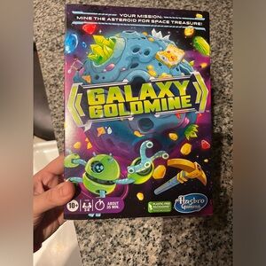 NEW Hasbro Gaming Galaxy Goldmine Family Strategy Card Game for 10+, 2-6 Players